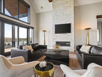 Stunning 5,949 sq ft custom-built luxury waterfront home (238' - photo 14