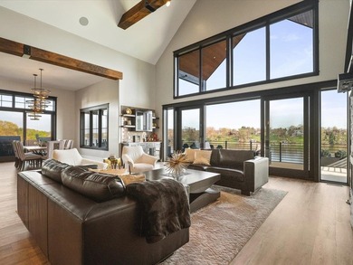 Stunning 5,949 sq ft custom-built luxury waterfront home (238' - photo 15