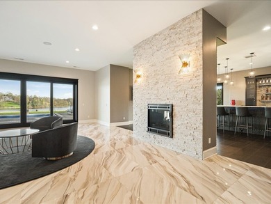 Stunning 5,949 sq ft custom-built luxury waterfront home (238' - photo 25