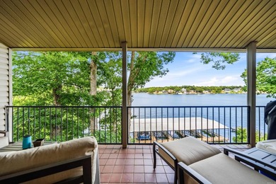 Experience the ultimate Lake Hamilton lifestyle in this - photo 31