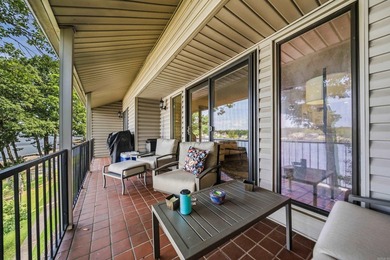Experience the ultimate Lake Hamilton lifestyle in this - photo 32