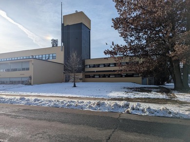 Specialty Building offering three floors of offices, large class - photo 2