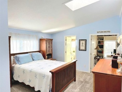 Across the street from the OCEAN!!! 4-bedroom 2-bathroom!!! This - photo 8