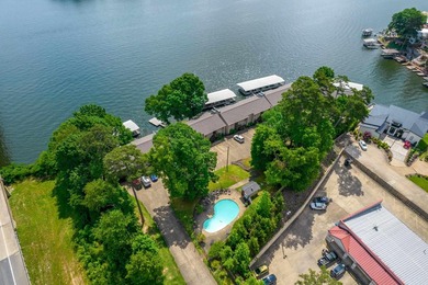 Experience the ultimate Lake Hamilton lifestyle in this - photo 42