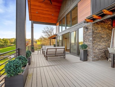 Stunning 5,949 sq ft custom-built luxury waterfront home (238' - photo 42