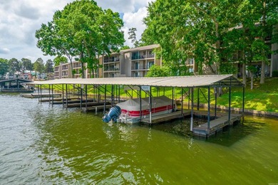 Experience the ultimate Lake Hamilton lifestyle in this - photo 44