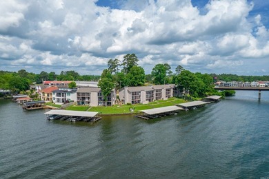 Experience the ultimate Lake Hamilton lifestyle in this - photo 45