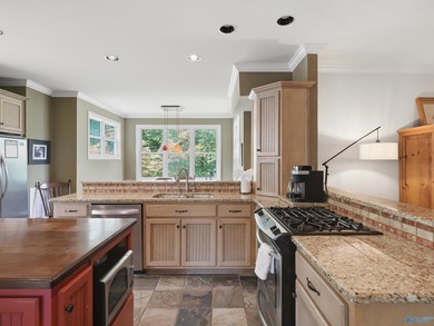 Rare opportunity to own a beautiful waterfront home on Lake - photo 10
