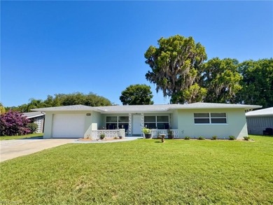 Lake Spivey Home For Sale in Inverness Florida