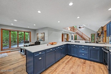 Turnkey and fully furnished, this beautifully updated 4-bedroom - photo 12
