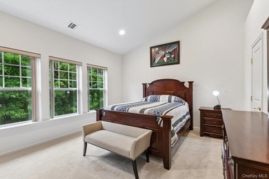 Welcome to 33 Greentree Court, a beautifully appointed - photo 14