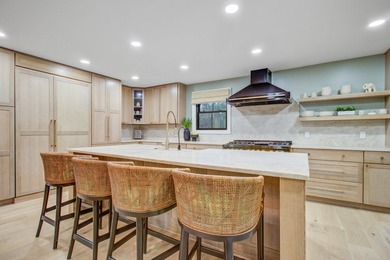 SELLER FINANCING AVAILABLE!! 3 Blocks from the beach in a Full - photo 19