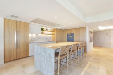 Located directly on the ocean in the prestigious Enclave - photo 10