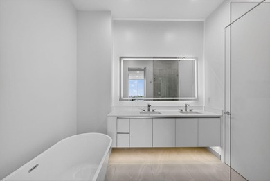 Welcome to Nautilus 220, where brand-new waterfront luxury meets - photo 22