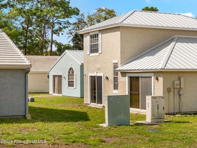 ~ BRAND NEW METAL ROOF ~ Welcome to Bermuda Walk! This charming - photo 22