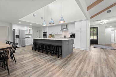 $75k PRICE IMPROVEMENT on this lakeside luxury home in - photo 6