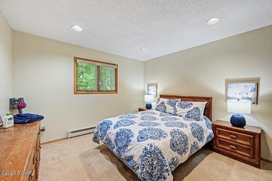 Turnkey and fully furnished, this beautifully updated 4-bedroom - photo 29
