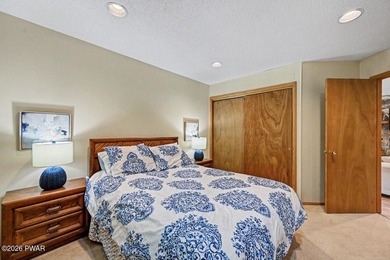 Turnkey and fully furnished, this beautifully updated 4-bedroom - photo 30