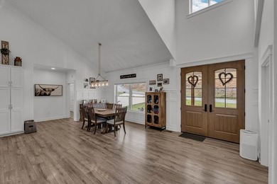 Classy, luxurious comfort with panoramic views of Dale Hollow - photo 32