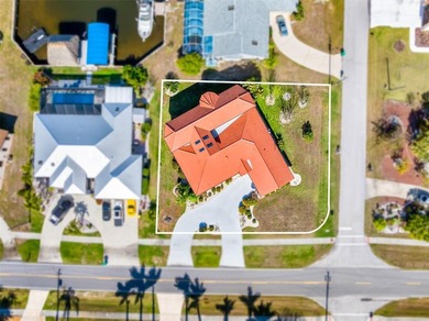 One or more photo(s) has been virtually staged. Rare 5BR/4BA, 3 - photo 7