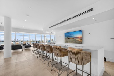 Welcome to Nautilus 220, where brand-new waterfront luxury meets - photo 46
