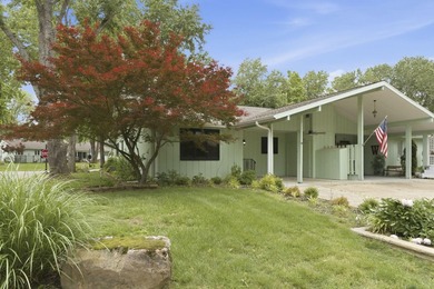 Positioned within the established lakefront community of - photo 1