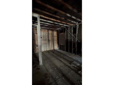 Investor special with exceptional upside in Oakland's highly - photo 5
