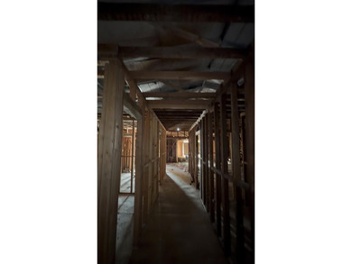 Investor special with exceptional upside in Oakland's highly - photo 6