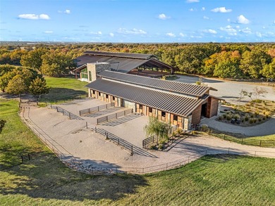 Premier Equestrian Living on nearly 50 acres of beautiful North - photo 5