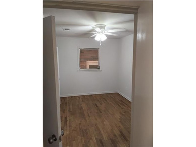 Don't miss this opportunity!! More than 1-acre lot. Fresh paint - photo 14