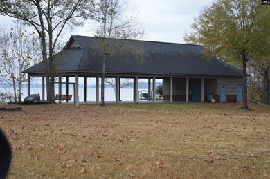 1.4 acre Waterfront lot in the Sailing Club neighborhood - photo 8