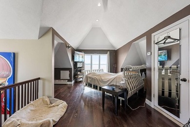 Welcome to 296 Edgewater Street, an extraordinary luxury - photo 19
