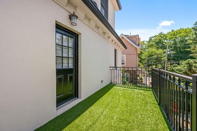 Welcome to 296 Edgewater Street, an extraordinary luxury - photo 33