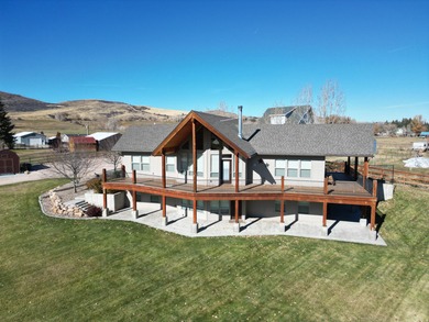 Bear Lake Home For Sale in Saint Charles Idaho