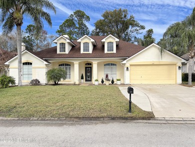 Lake Home For Sale in Fleming Island, Florida