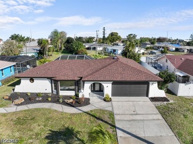 POOL HOME - SOUTHERN EXPOSURE - NO FLOOD INSURANCE REQUIRED - - photo 2