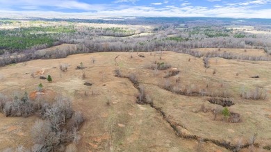 Welcome to Quailwood Ranch, a premier working cattle farm and - photo 39