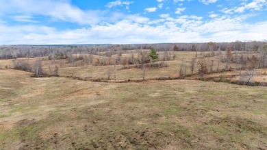 Welcome to Quailwood Ranch, a premier working cattle farm and - photo 44