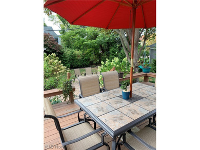 Located in the heart of Beachcliff I, this charming brick - photo 5