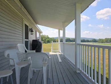 This well maintained home and horse farm has everything one - photo 13