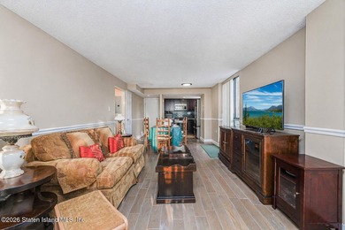 One of the only units in Sunrise Towers with a private terrace - photo 14