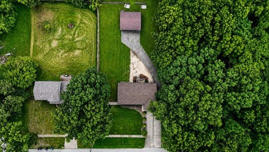 Welcome to your next home in Lake Station, Indiana where comfort - photo 17