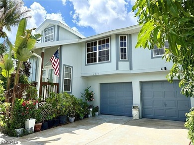 Location,Location, Locatin! 5 minutes drive to Fort Myers and - photo 1