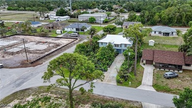 Location,Location, Locatin! 5 minutes drive to Fort Myers and - photo 4
