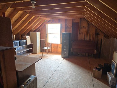 This well maintained home and horse farm has everything one - photo 40