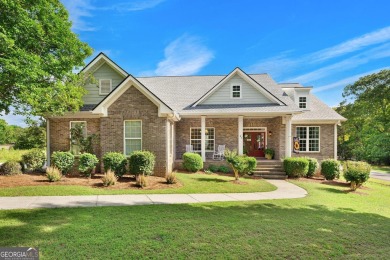 Lake Home For Sale in Hartwell, Georgia