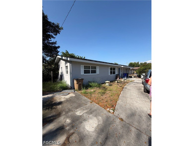 Fantastic opportunity in the heart of Fort Myers! This pool home - photo 3