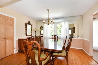 Welcome To 344 New York Ave. In Massapequa Park! This Beautiful - photo 9