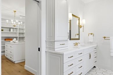 Step into SoSo's most captivating reimagined jewel. This 1926 - photo 23