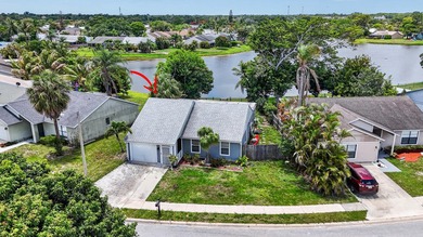 Rare opportunity to own a single-family home with a beautiful - photo 31